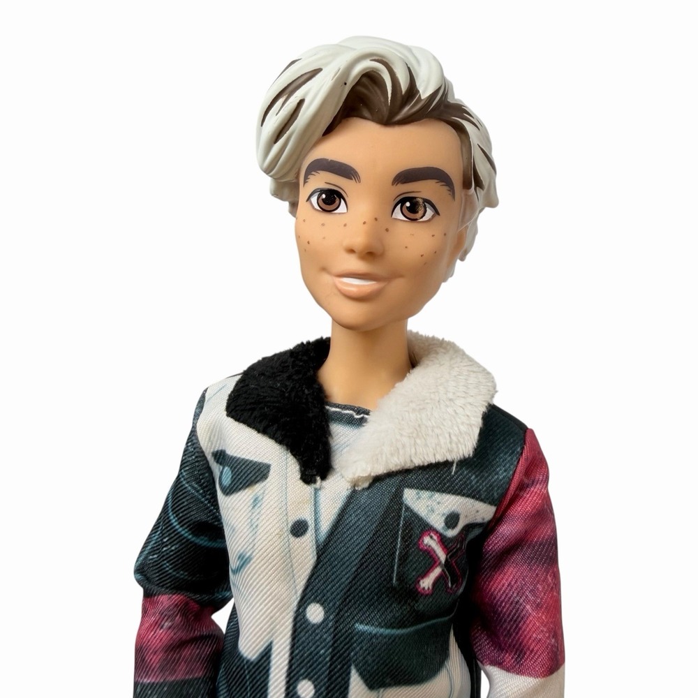Descendants Carlos Fashion Doll 12" Boy Isle of the Lost - No Shoes - Picture 4 of 10